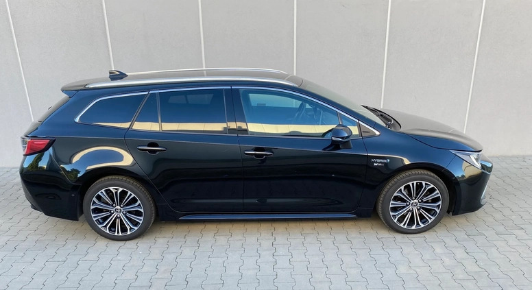 Toyota Corolla cena 105798 przebieg: 71000, rok produkcji 2020 z Łowicz małe 254